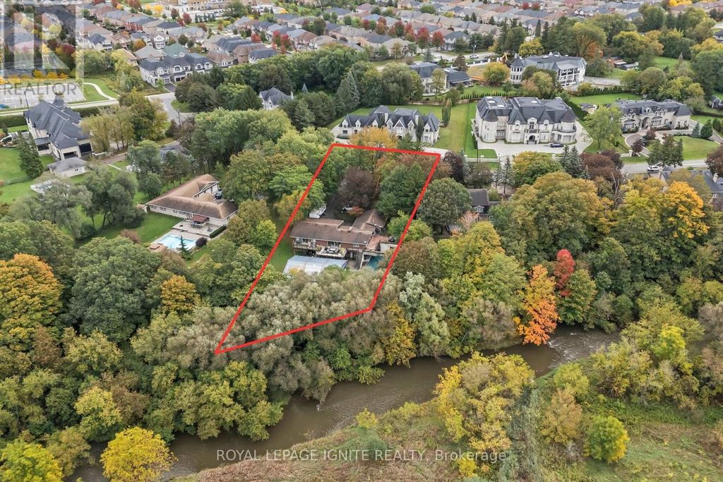 8 Ridgevale Drive, Markham (box Grove)