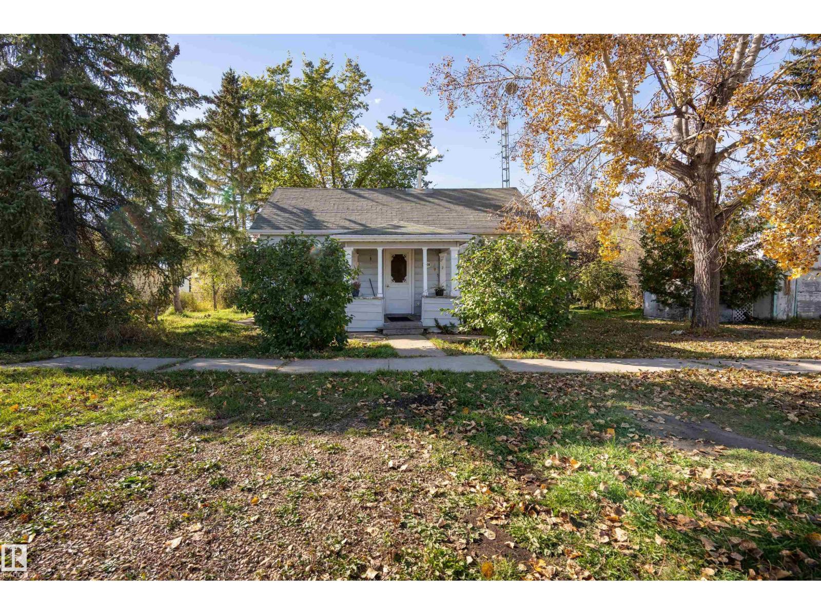 5208 51st St, Strome