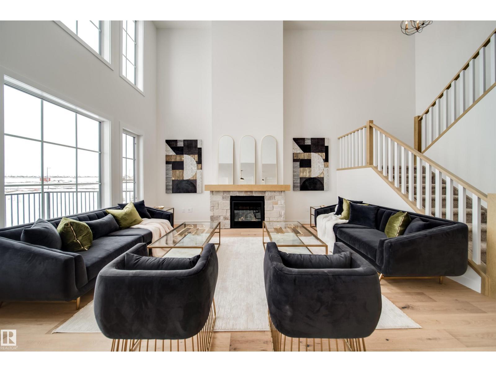 65 Chartres Cl, St. Albert