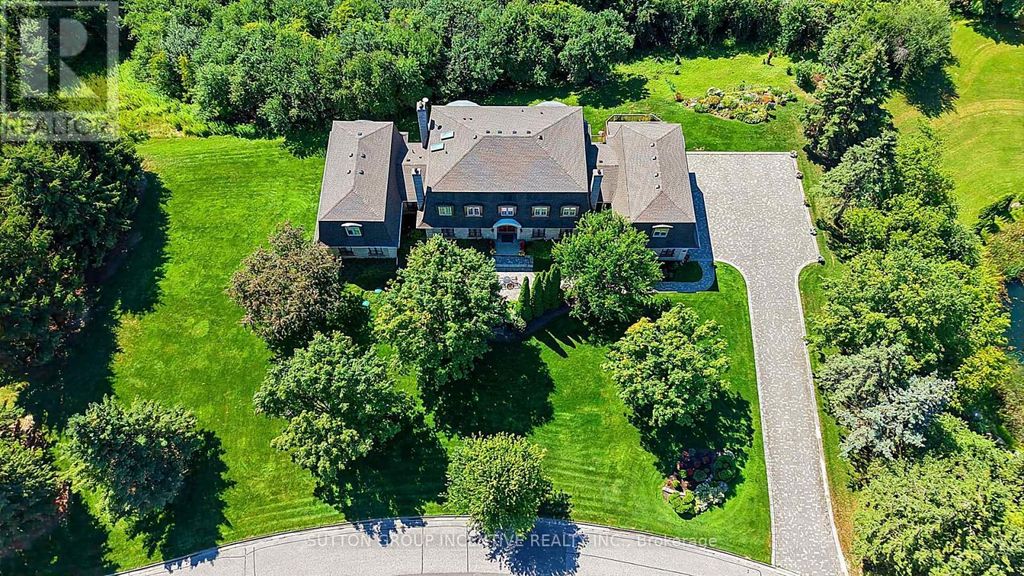 25 Bovair Trail, Aurora (bayview Southeast)