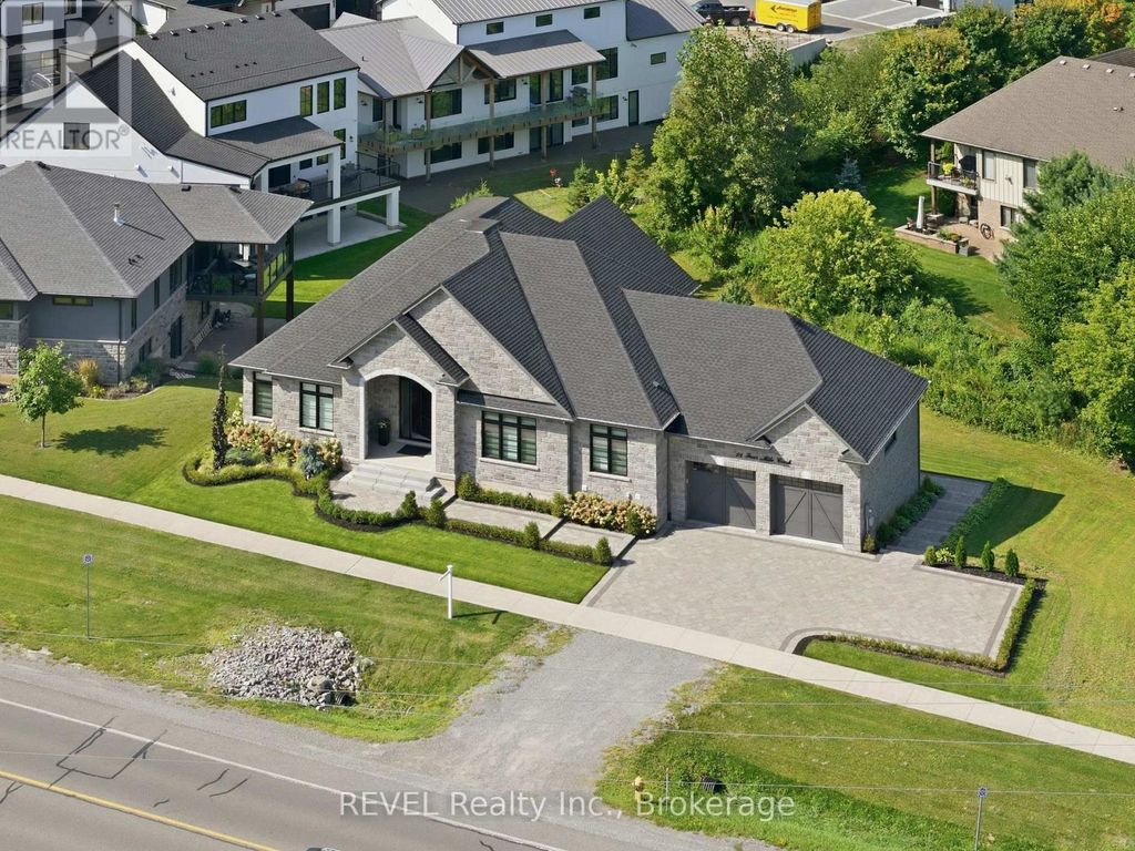 18 Four Mile Creek Road, Niagara-On-The-Lake (st. Davids)