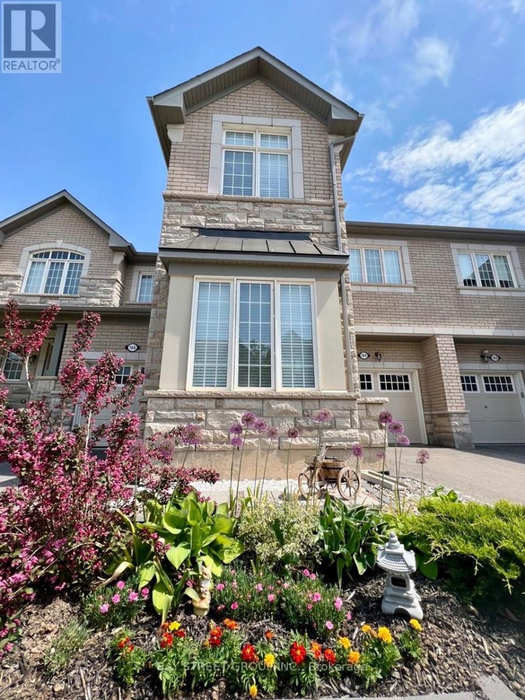 164 Beaveridge Avenue, Oakville (go Glenorchy)