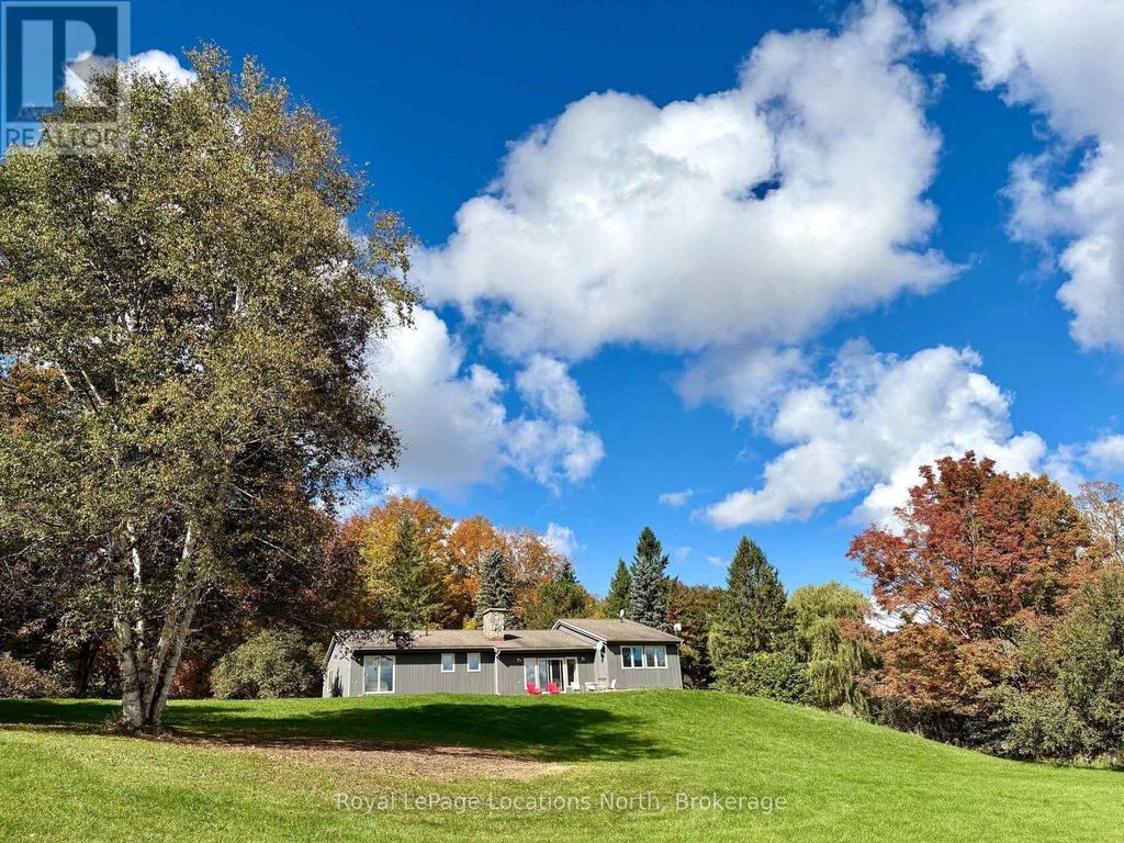 446070 Johnston's Side Road, Grey Highlands