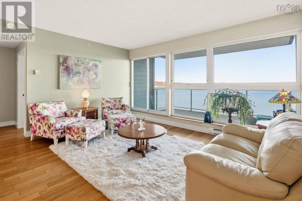 304 647 Bedford Highway, Halifax