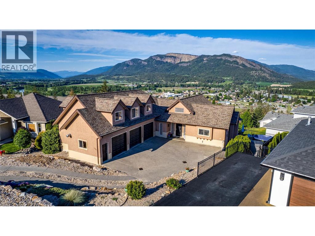 108 Red Rock Crescent, Enderby