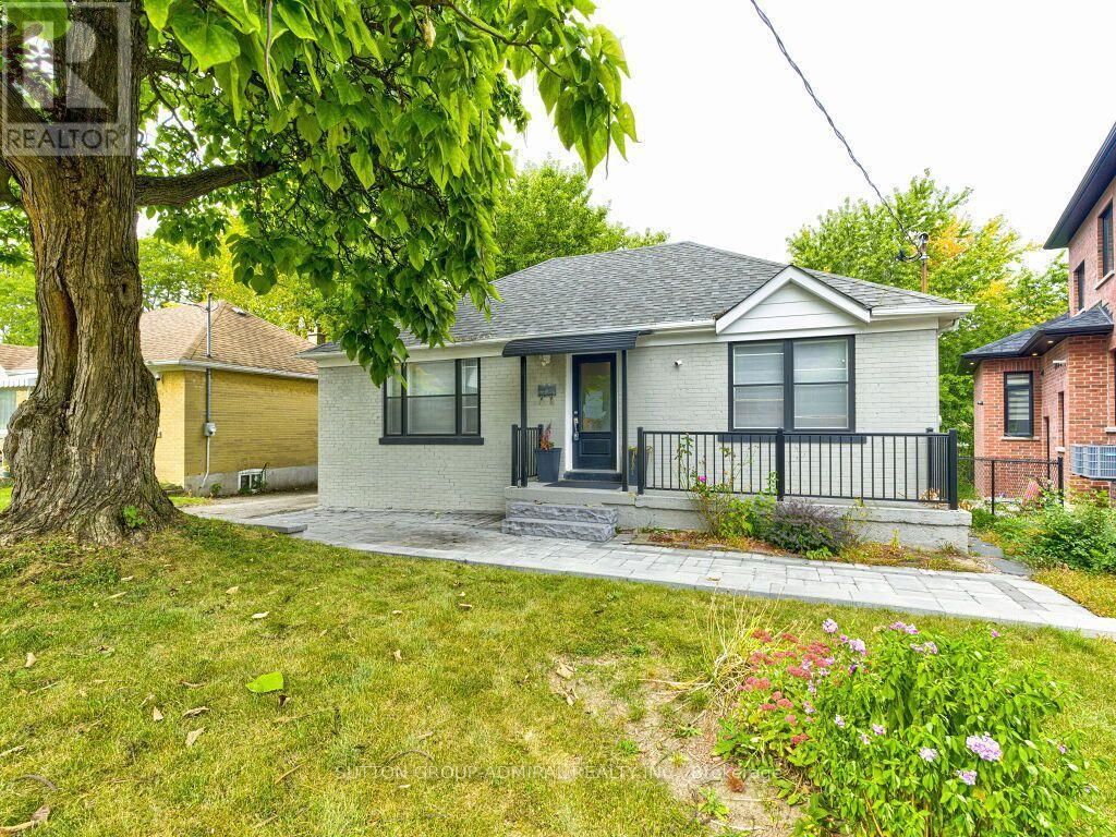 56 Lovilla Boulevard, Toronto (humberlea-Pelmo Park)