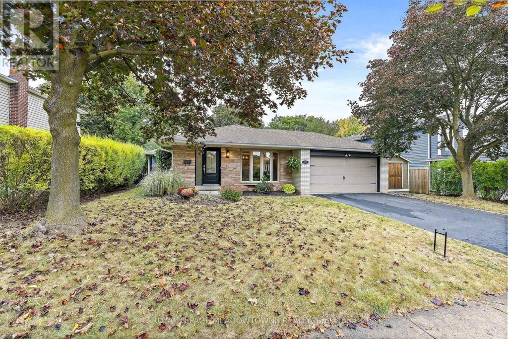 33 Fagan Drive, Halton Hills (georgetown)