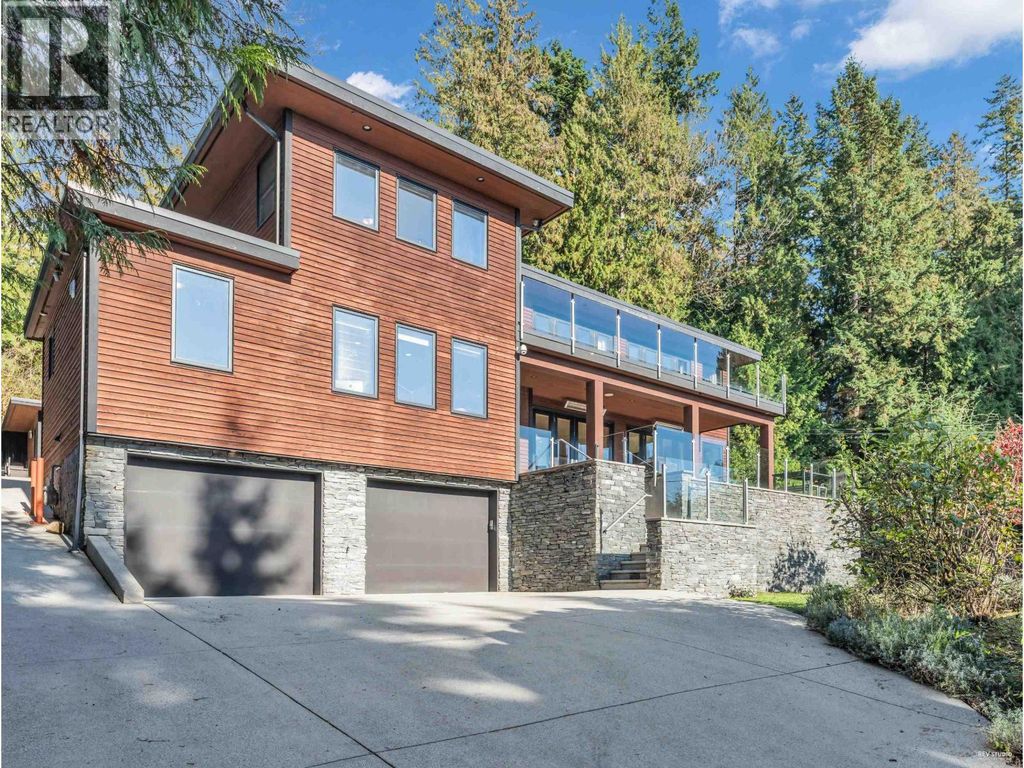 4742 Caulfeild Drive, West Vancouver