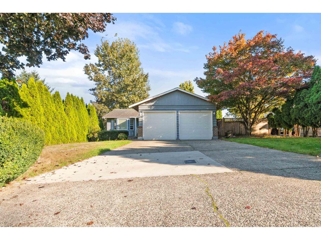 3752 Harwood Crescent, Abbotsford