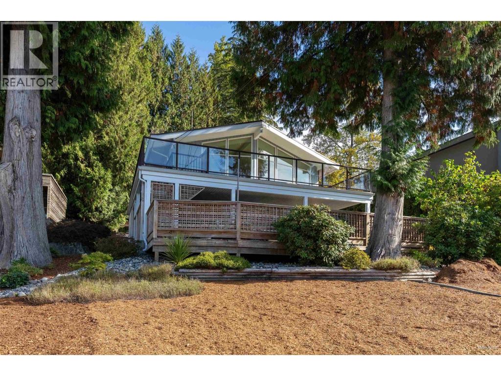 831 Ioco Road, Port Moody