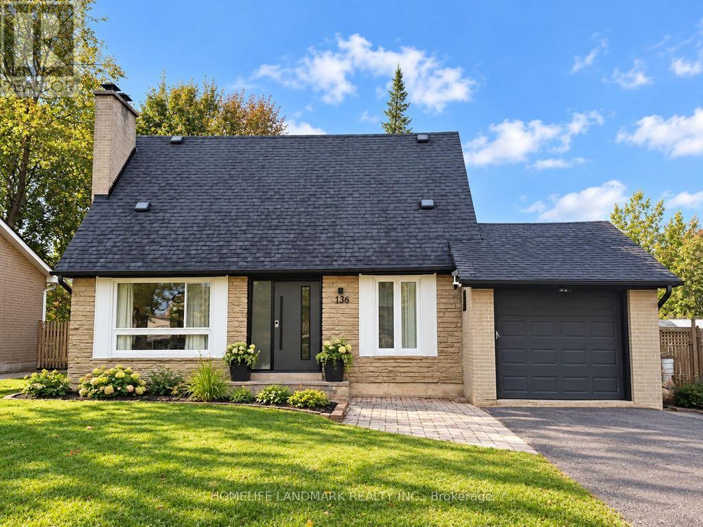136 Grandview Avenue, Markham (grandview)
