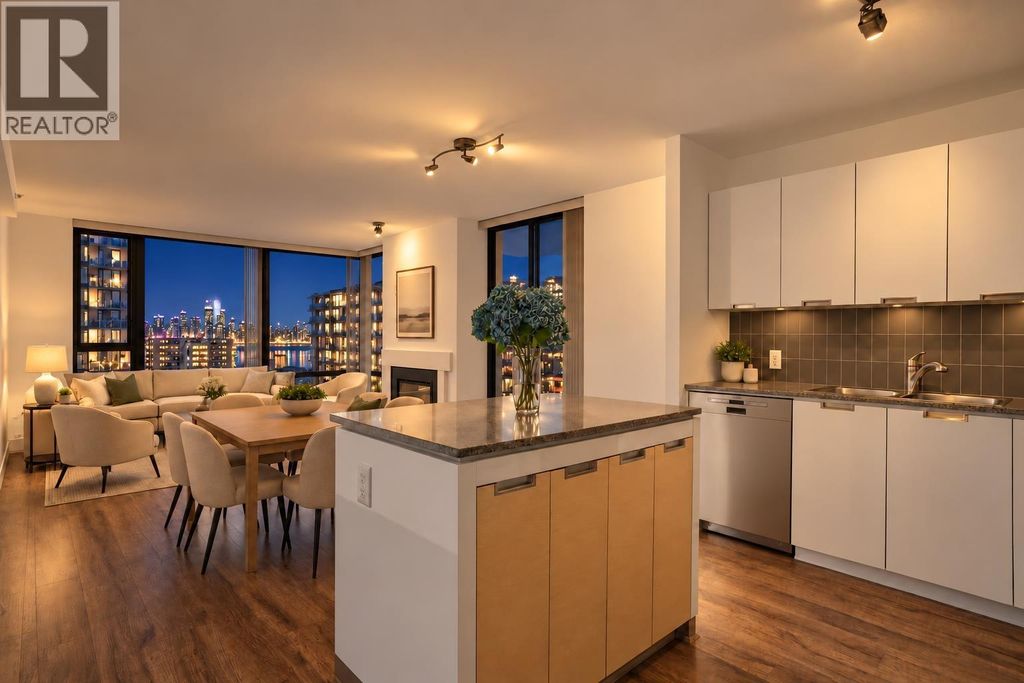 903 151 W 2nd Street, North Vancouver