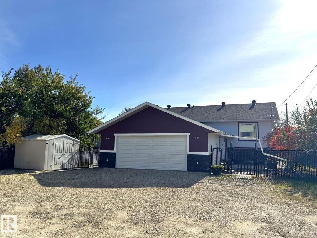 4928 50 Ave., Entwistle
