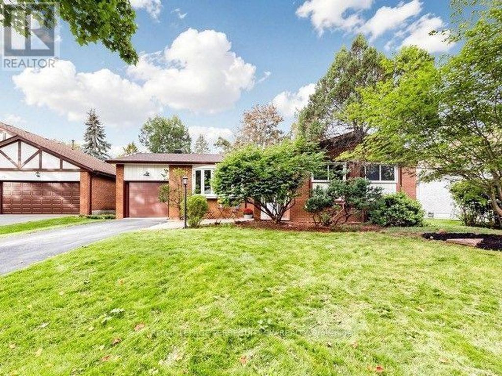 12 Sir Pellias Terrace, Markham (markham Village)
