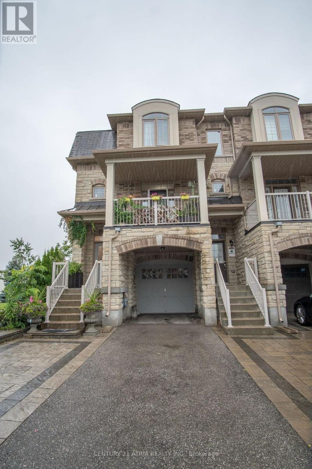 10951 Woodbine Avenue, Markham (victoria Square)