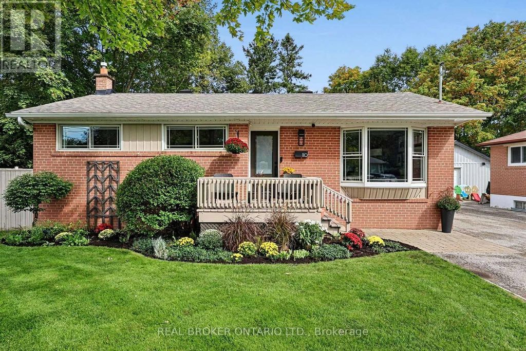 110 Murray Drive, Aurora (aurora Highlands)