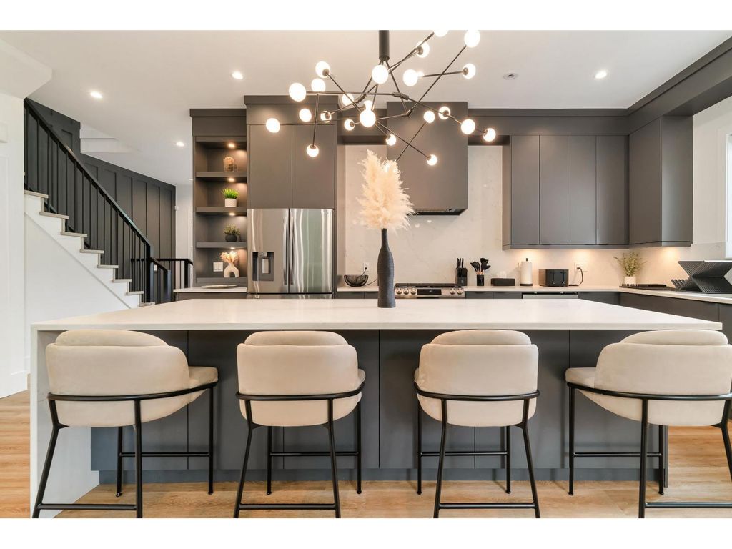 7299 200a Street, Langley