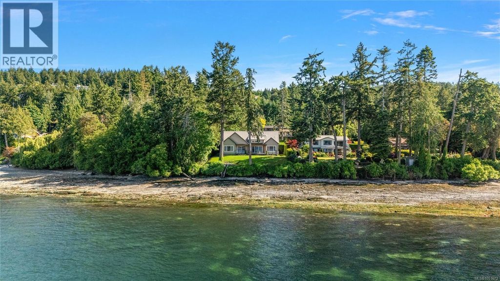 11665 Jupata Way, North Saanich