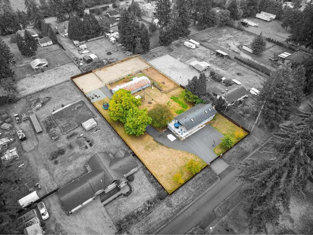 24061 55 Avenue, Langley