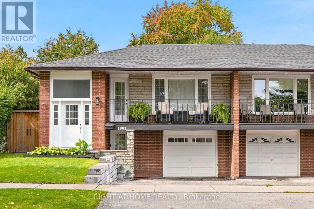 1963 Carrera Lane, Mississauga (clarkson)