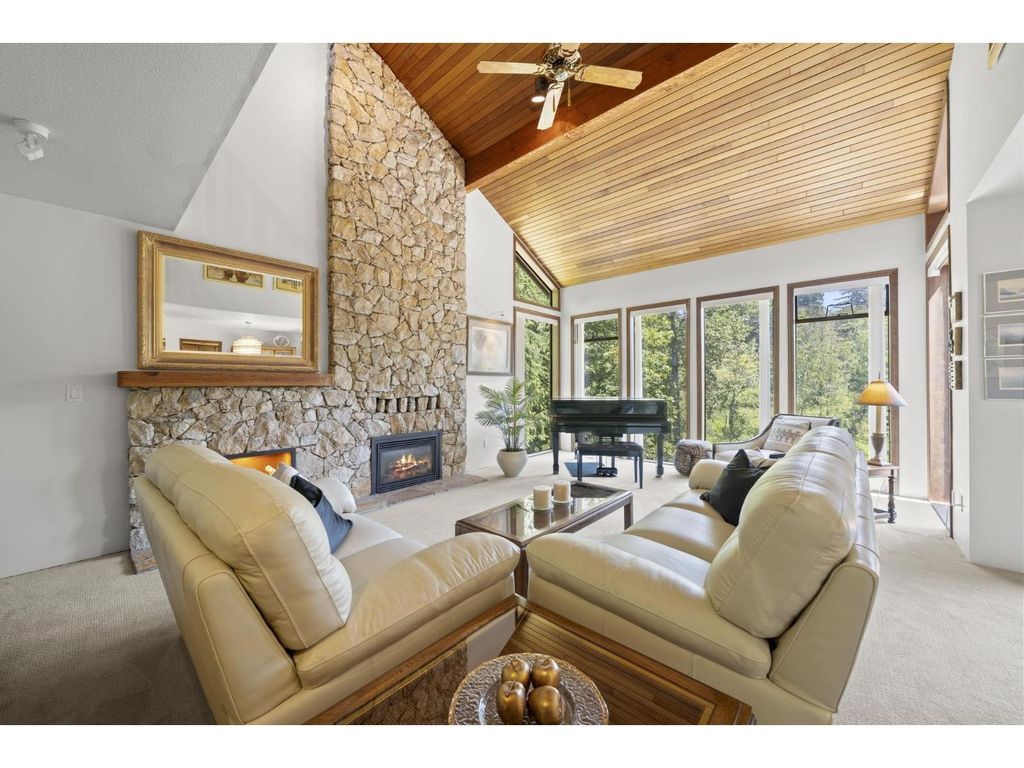 23956 64 Avenue, Langley