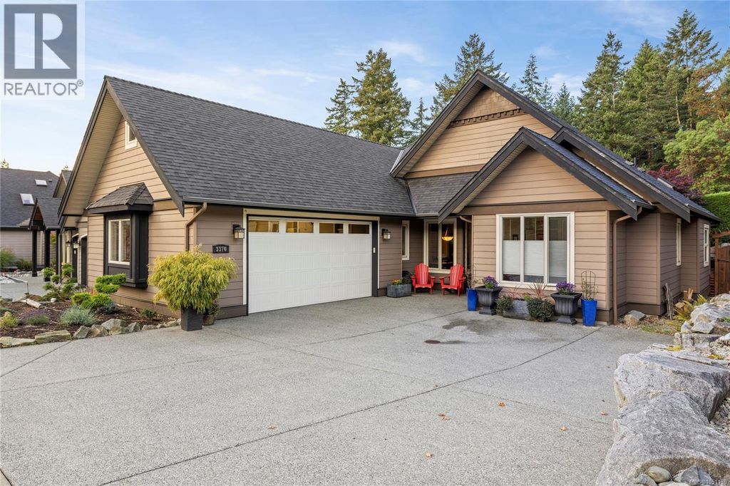 3370 Bradner Cir, Nanoose Bay