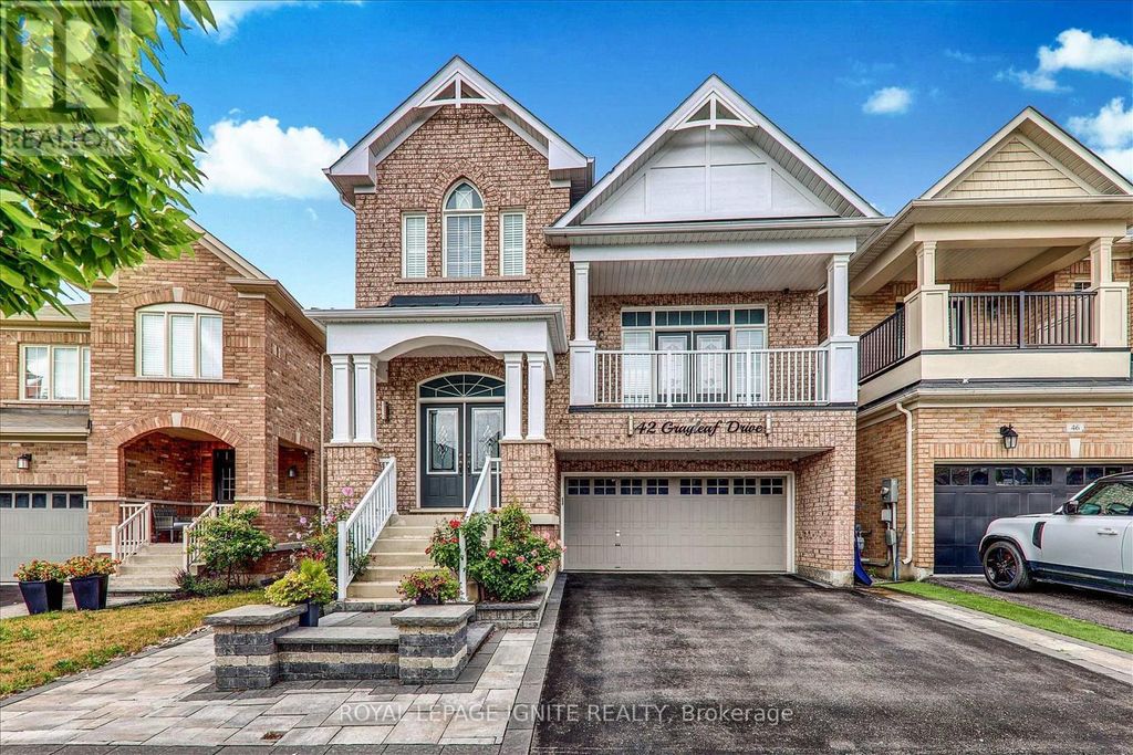 42 Grayleaf Drive, Whitchurch-Stouffville (stouffville)