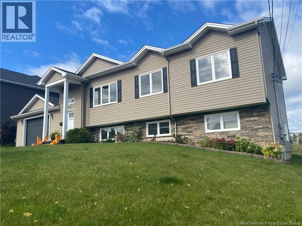 29 Salengro Crescent, Moncton