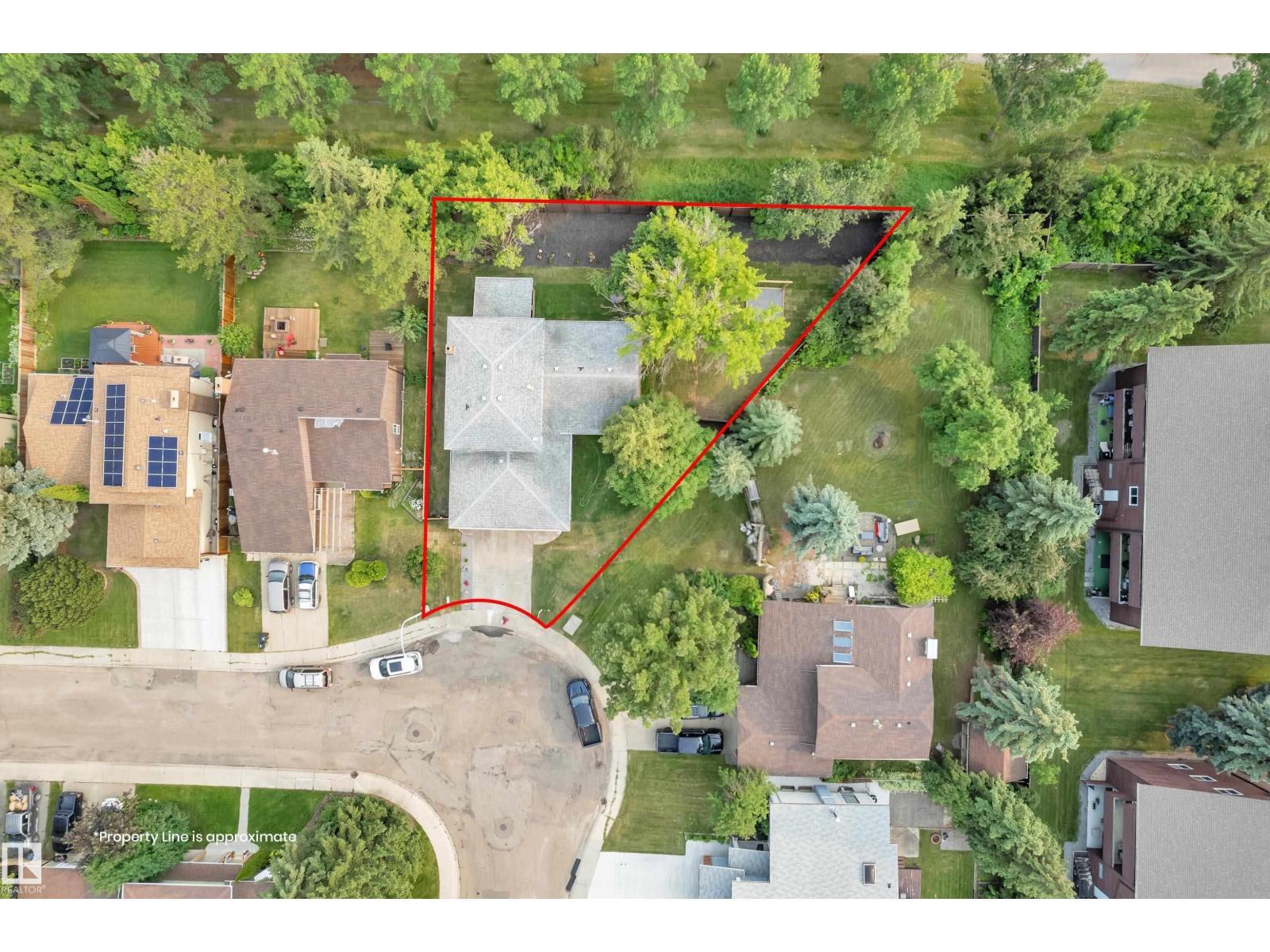 11615 24 Av Nw, Edmonton
