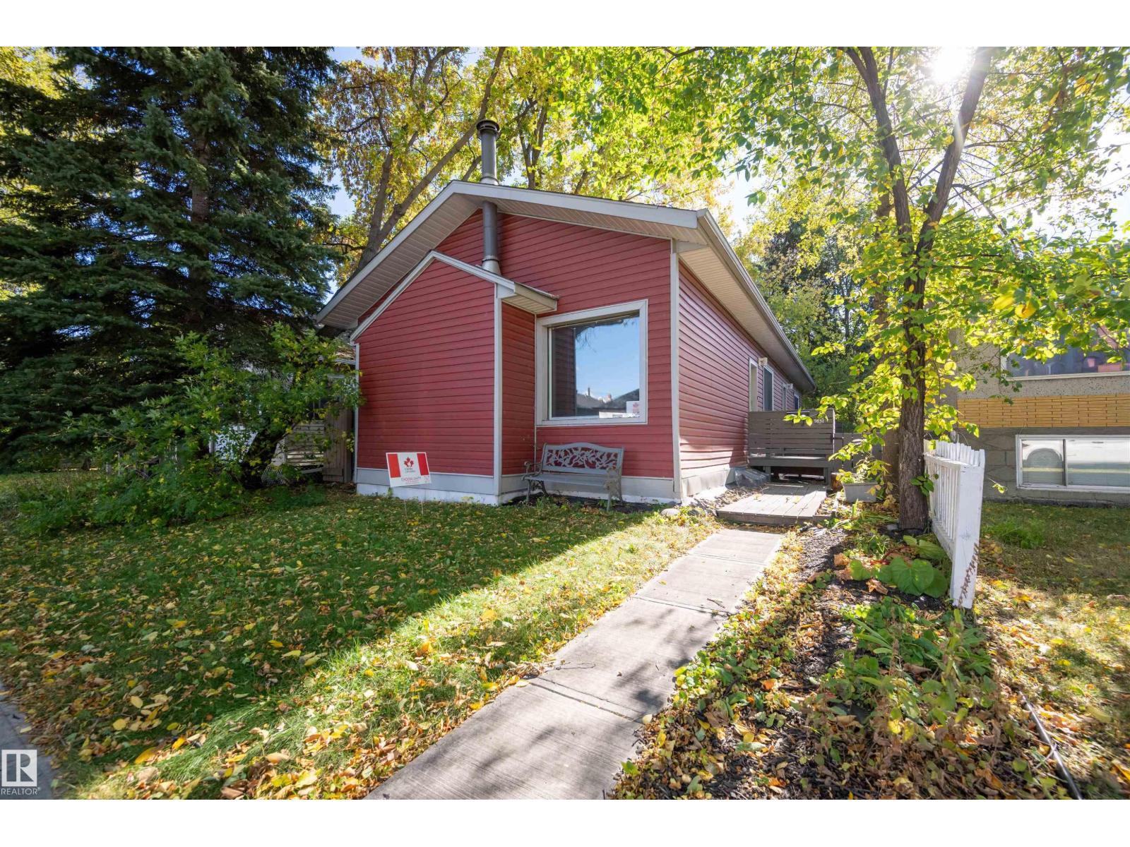 9851 85 Av Nw, Edmonton