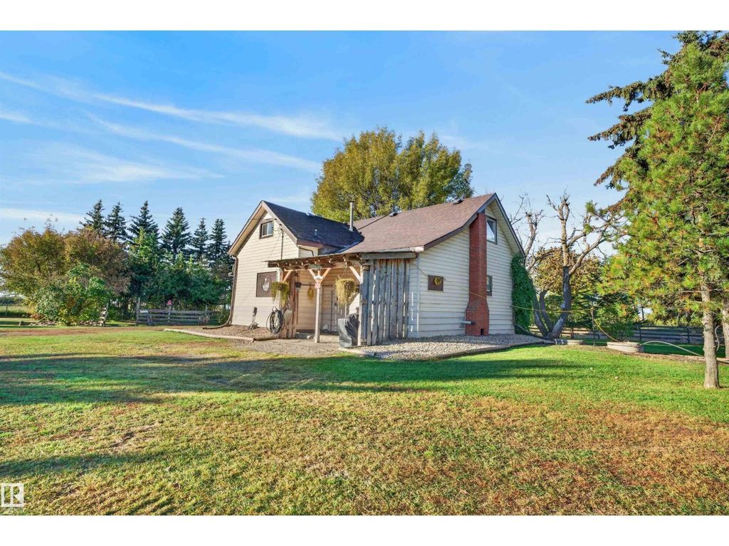 571011 Range Road 183, St. Michael