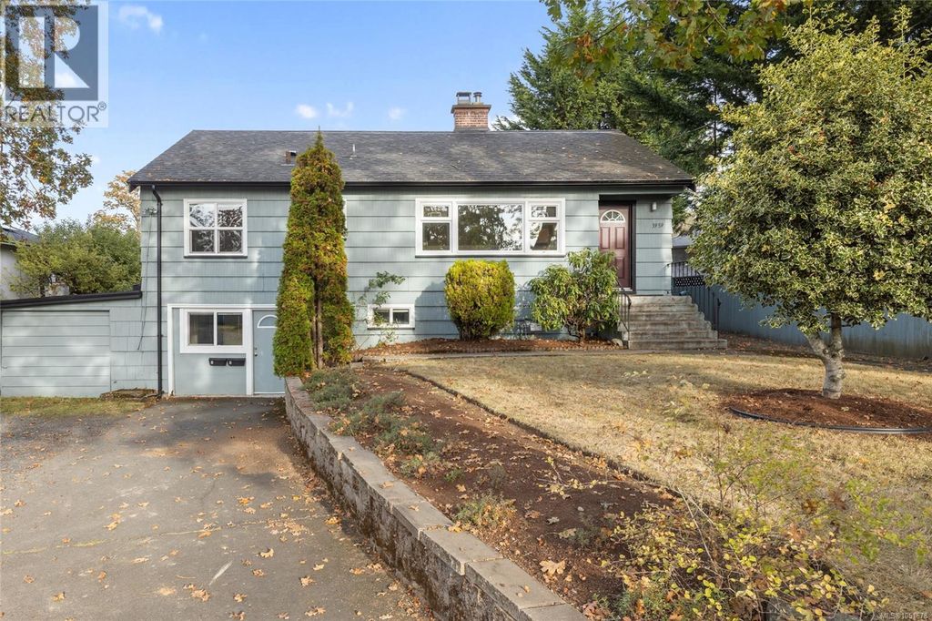 3959 Cedar Hill Cross Rd, Saanich