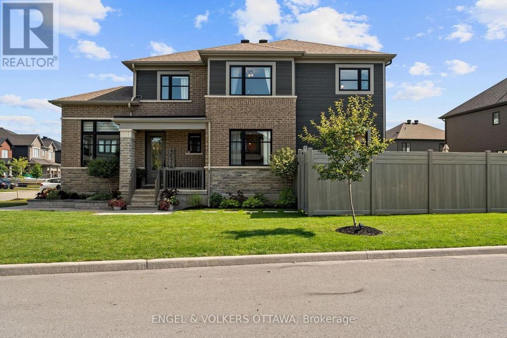 720 Coast Circle, Ottawa