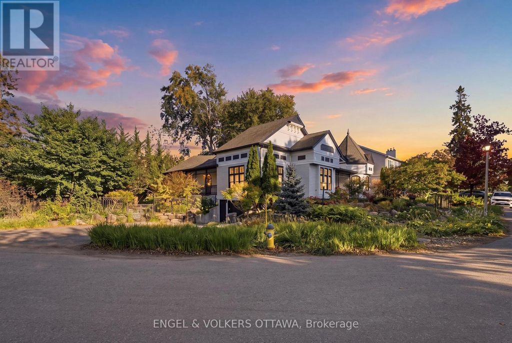 435 Westminster Avenue, Ottawa