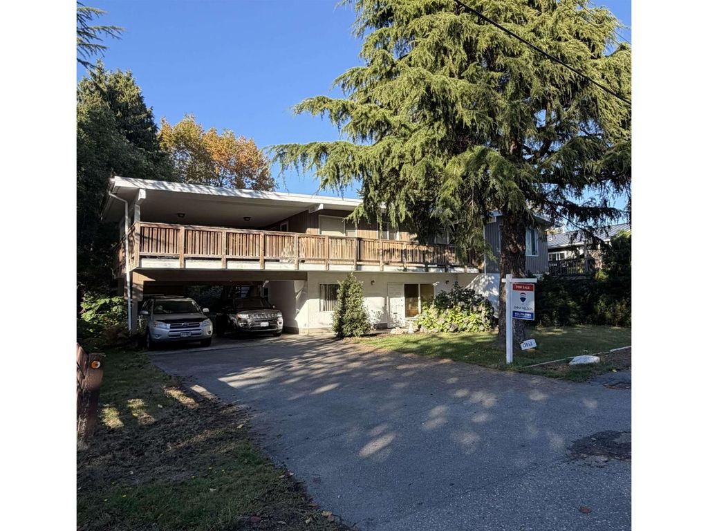 13645 Blackburn Avenue, White Rock