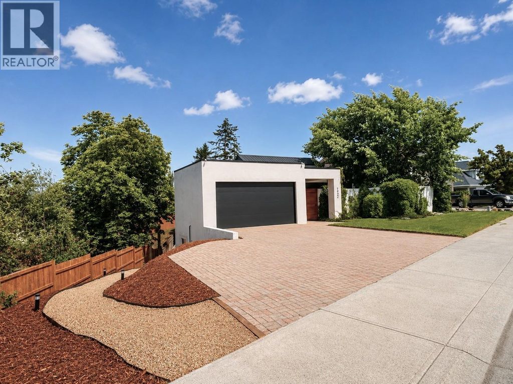 1922 Glen Gary Drive, Kamloops