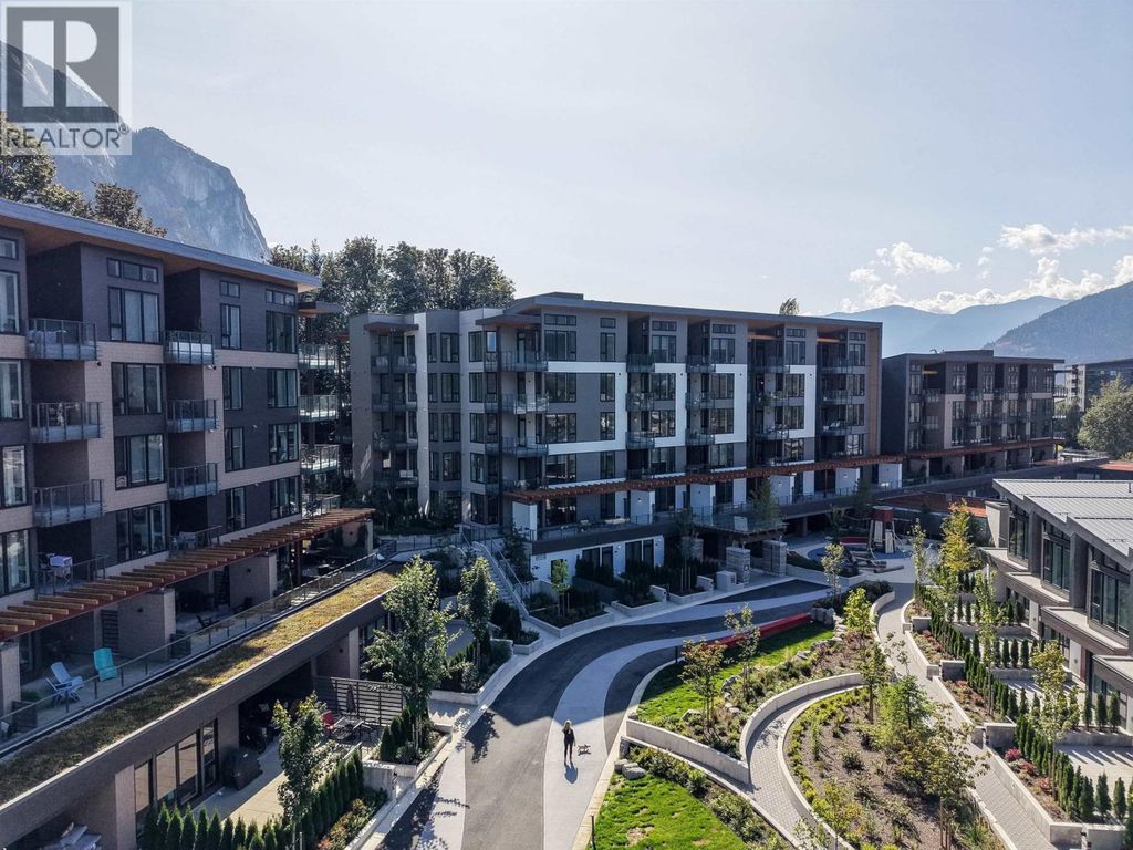 221 1500 Scott Crescent, Squamish