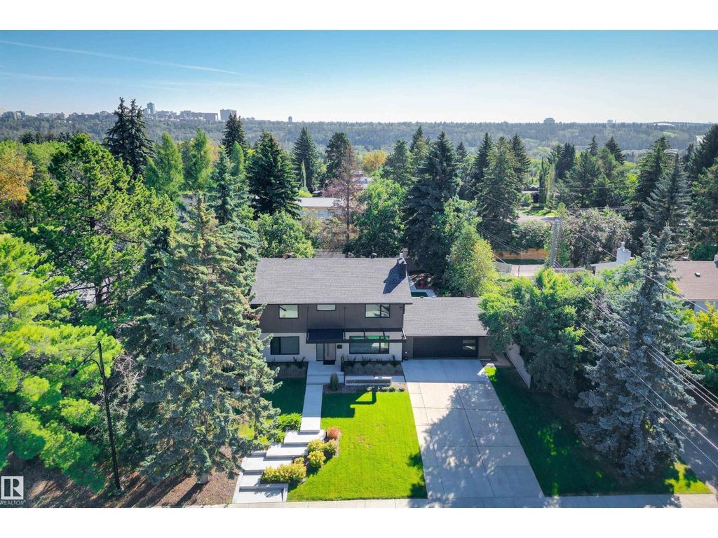 7727 139 St Nw, Edmonton