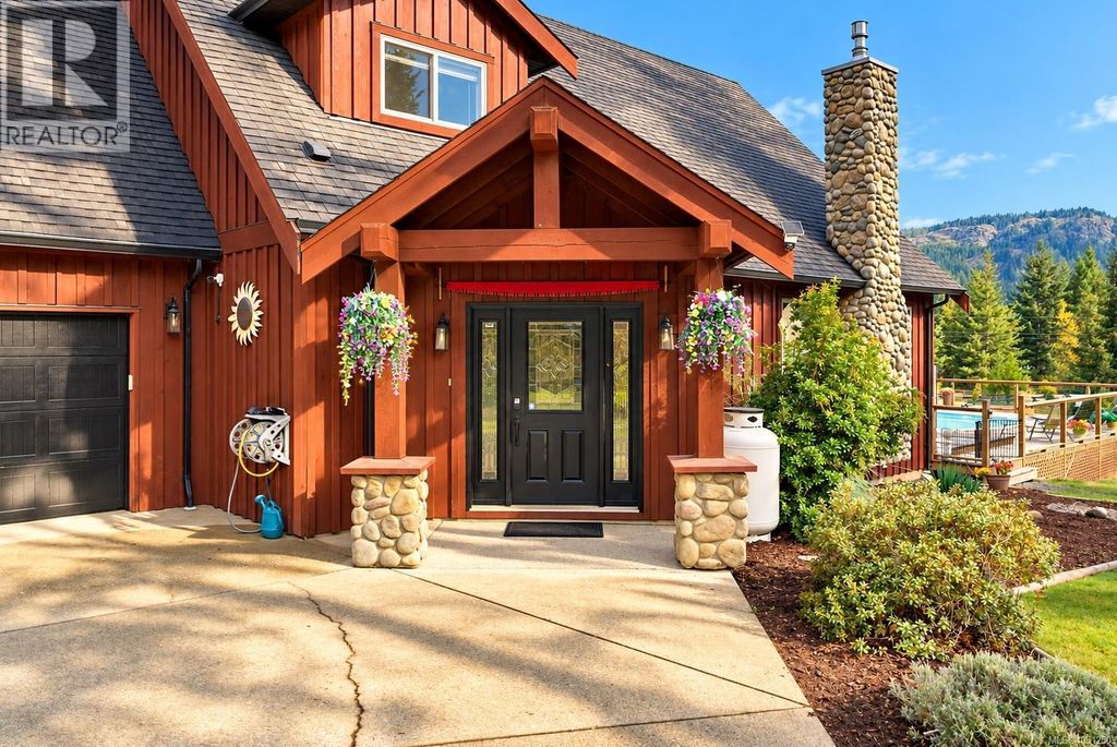 2815 Otter Point Rd, Sooke