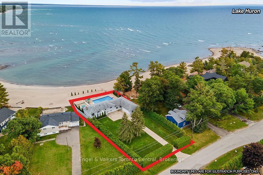 1420 Tiny Beaches Road N, Tiny