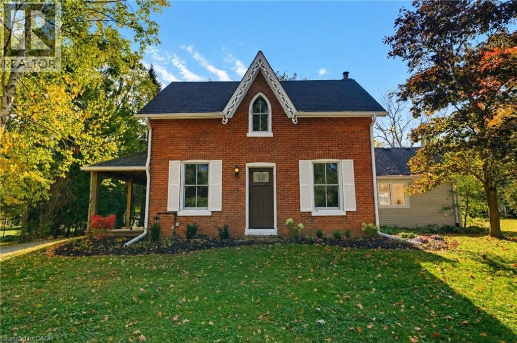 212 8th Concession Road E, Carlisle