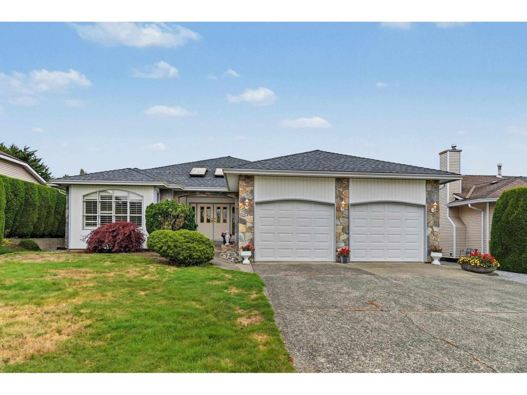16155 16a Avenue, Surrey