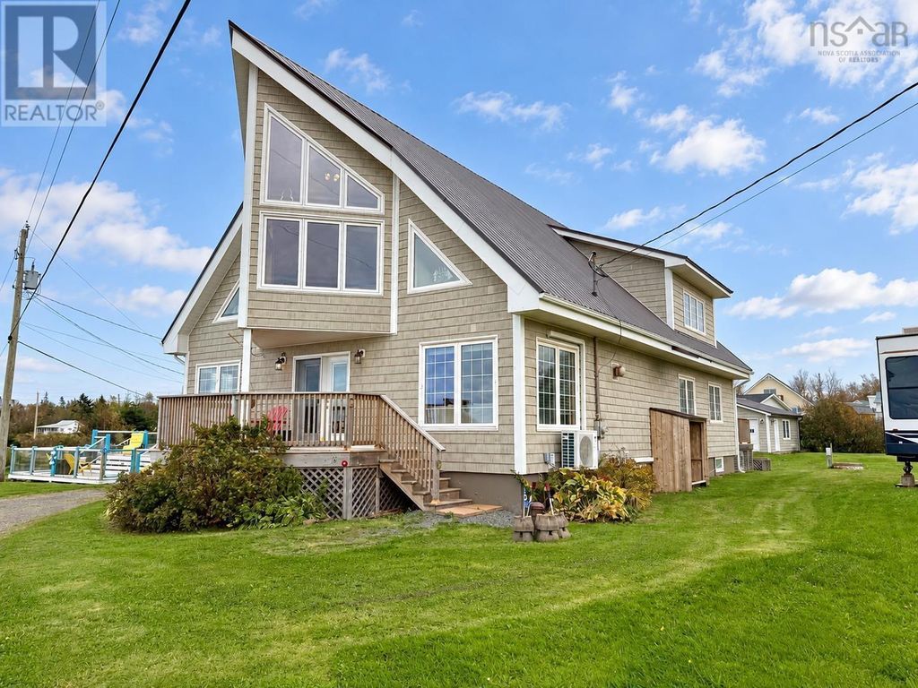 16 Rose Lane, Port Howe