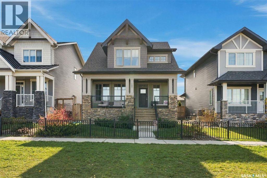707 Underhill Lane, Saskatoon