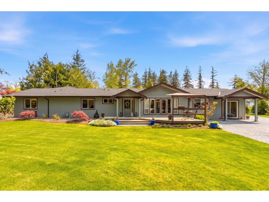 23541 24 Avenue, Langley