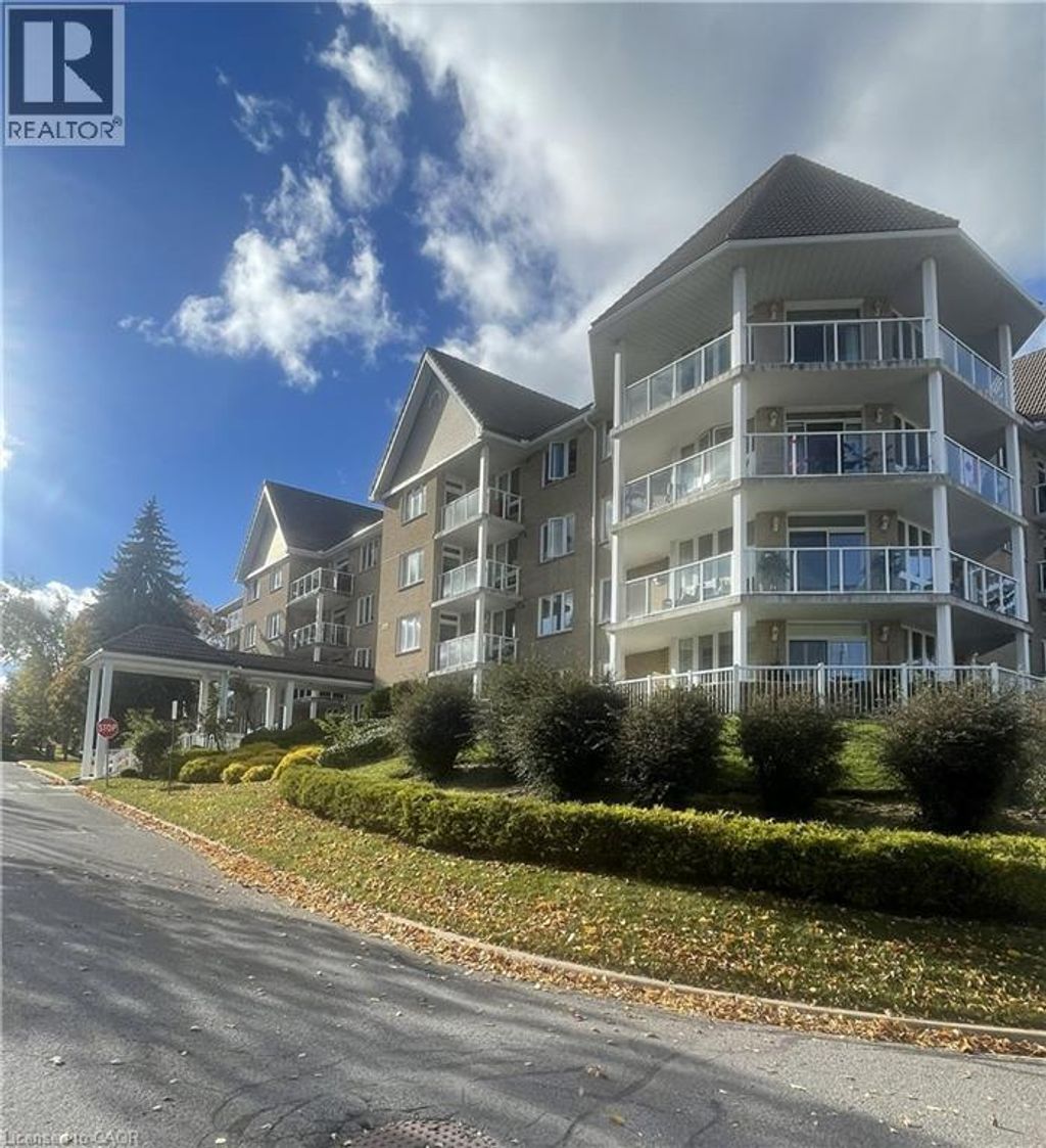 51 Rivermill Boulevard Unit# 103, Lindsay