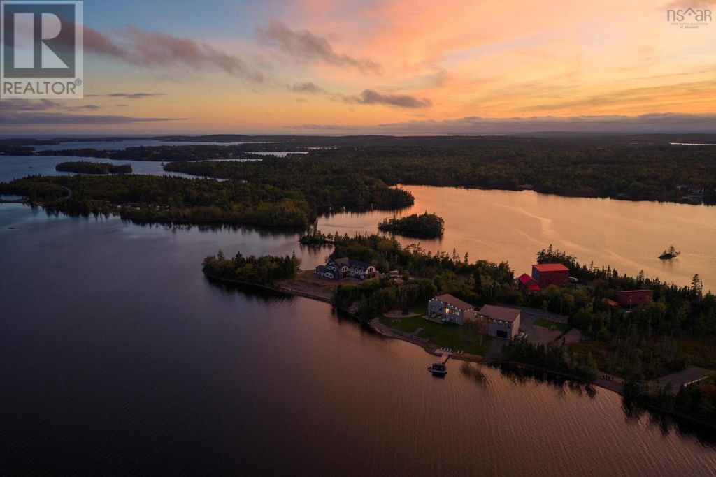 420 Greyowl Drive, Middle Porters Lake