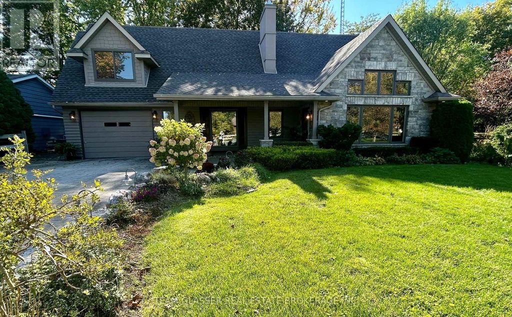 8421 Defore Drive, Lambton Shores (port Franks)