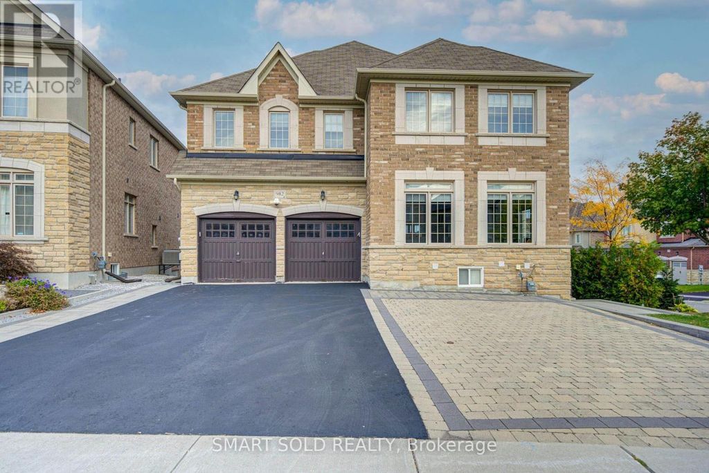 982 Wilbur Pipher Circle, Newmarket (stonehaven-Wyndham)