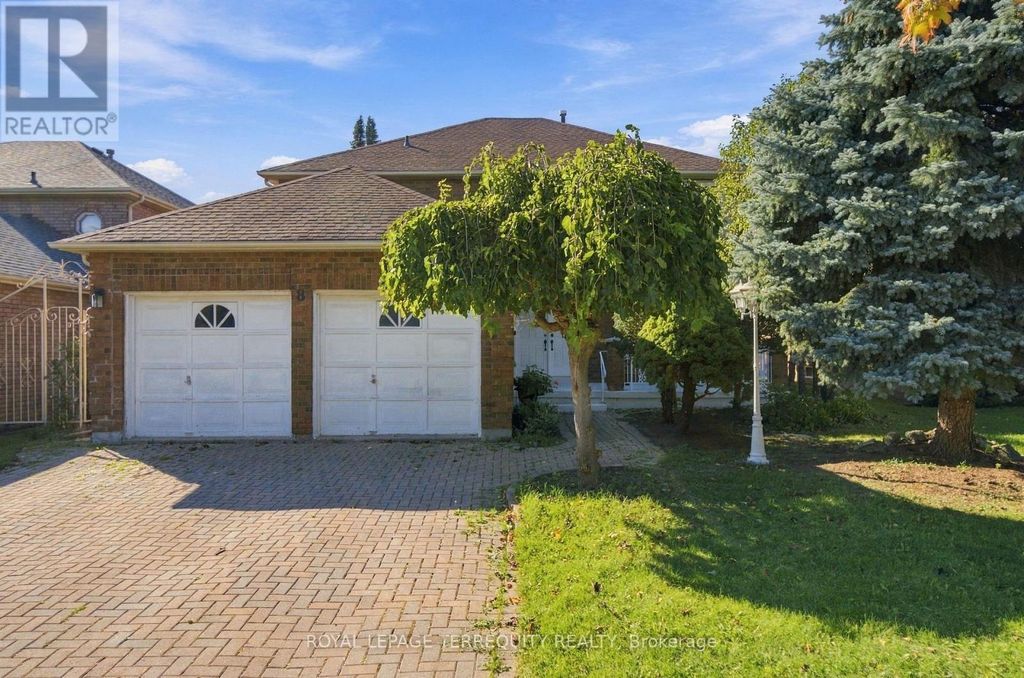 8 Mallory Avenue, Markham (milliken Mills East)